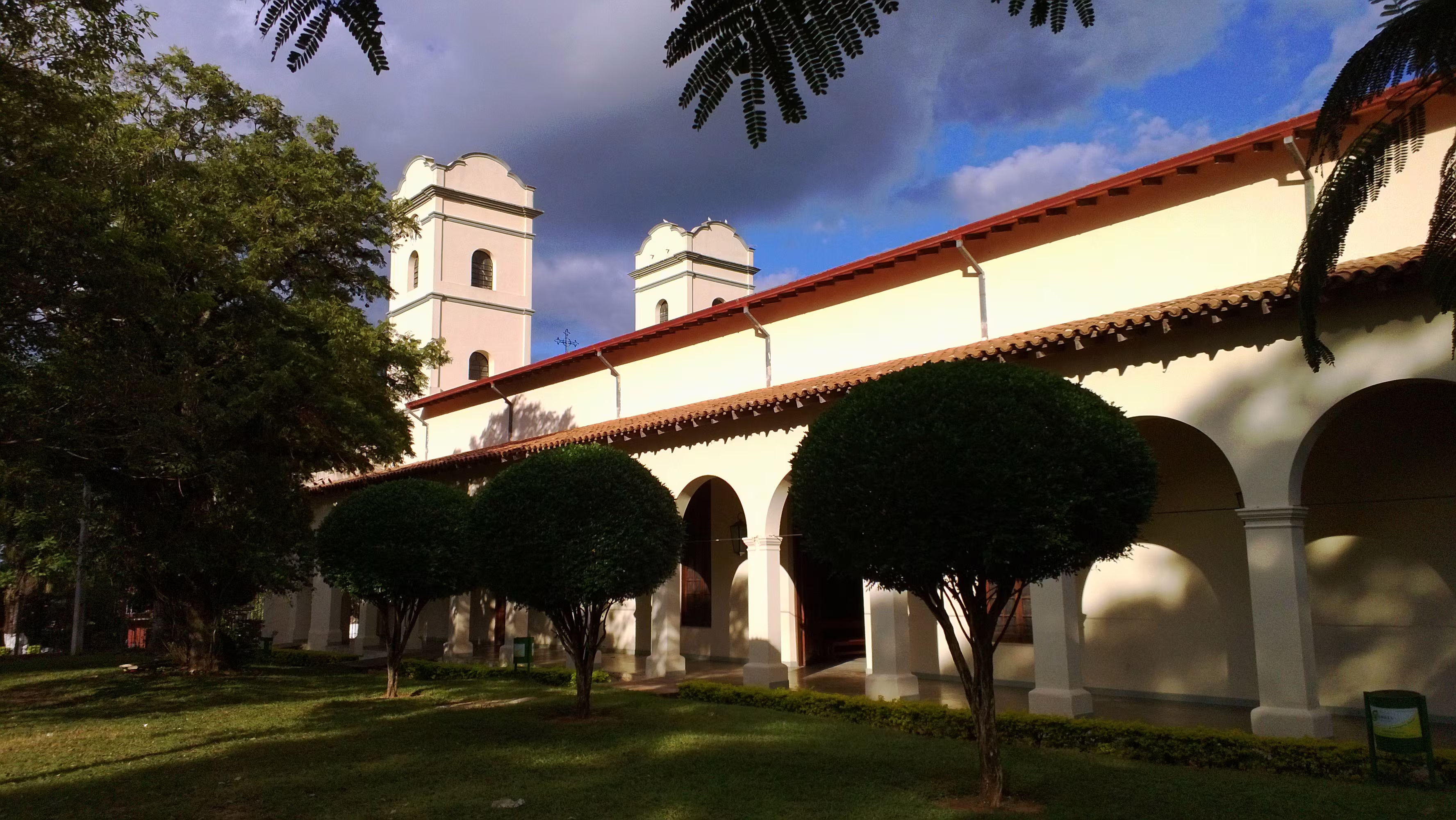 Catedral de la Inmaculada Concepción en Carapegua