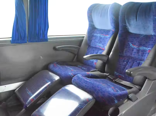 SemiCama category of Crucero del Sur bus company