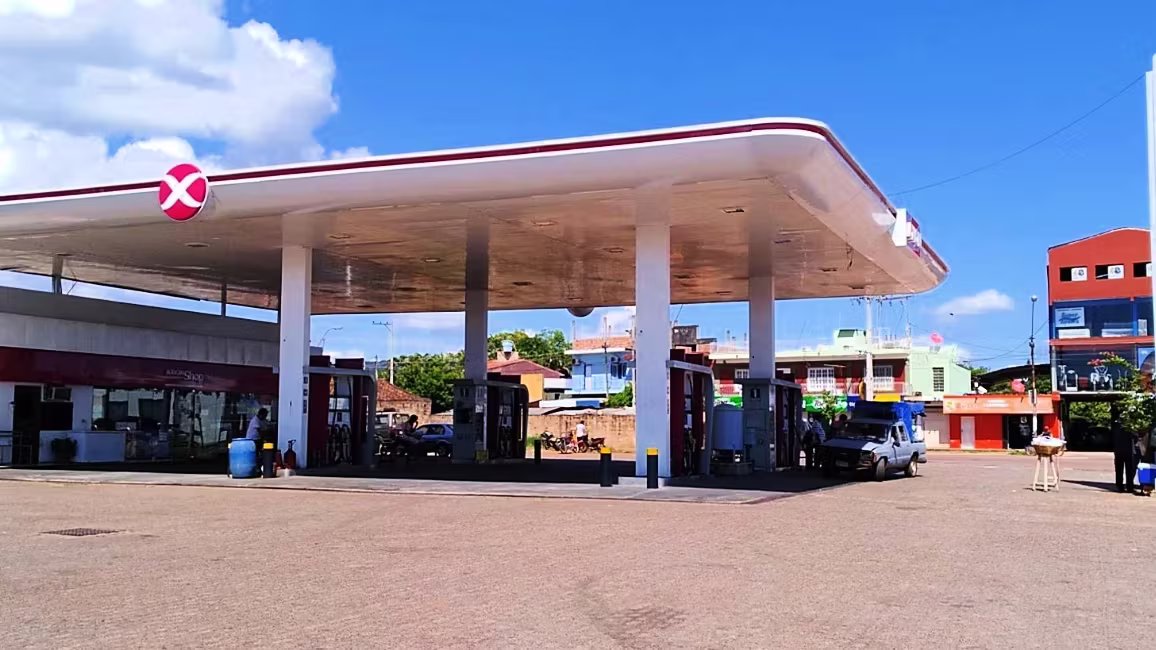 Parada de Omnibus Carapegua, departamento Paraguari, Paraguay